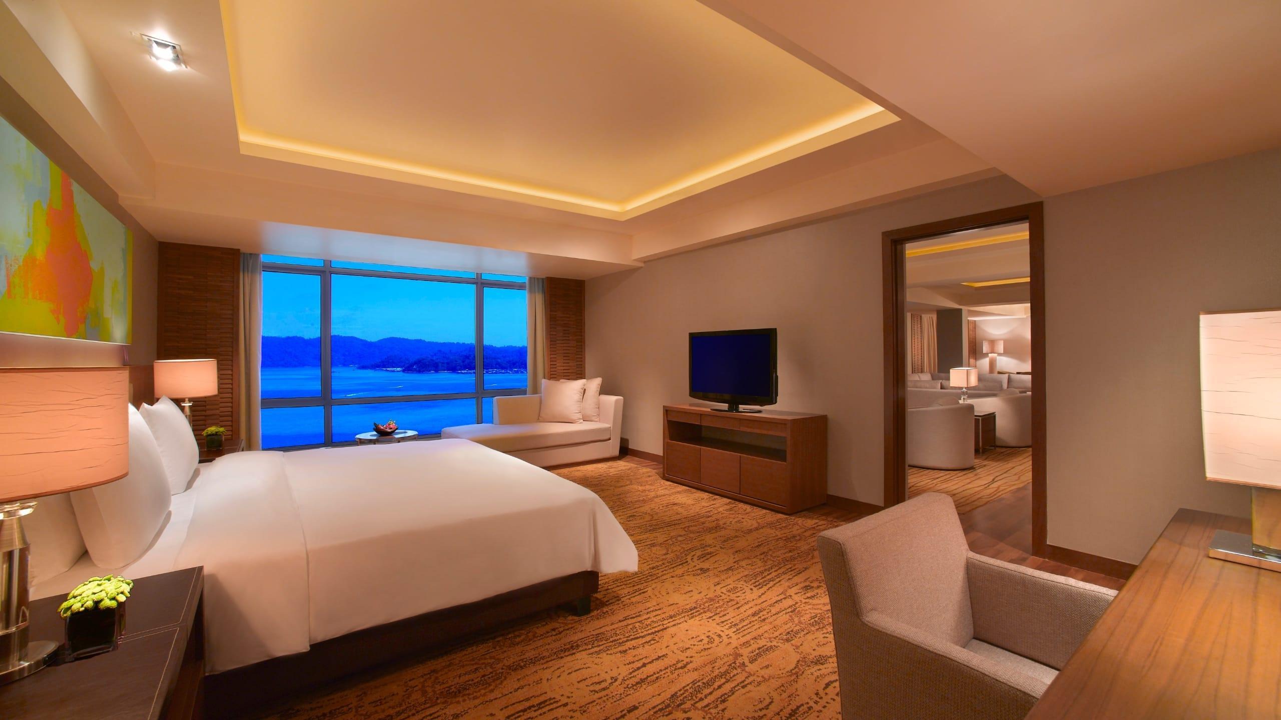 Hotel Hyatt Regency Kinabalu Kota Kinabalu Zewnętrze zdjęcie A bedroom at the hotel