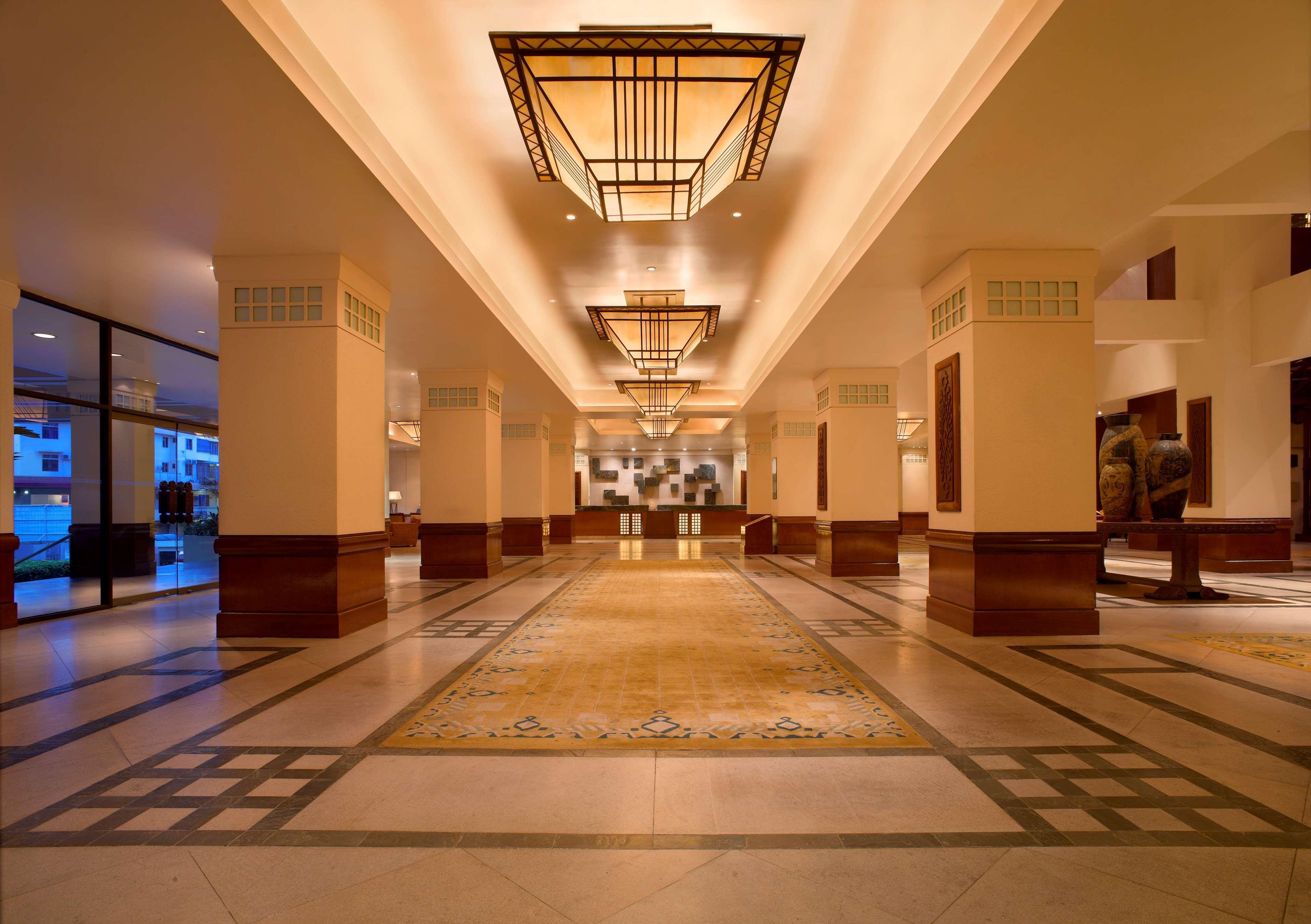 Hotel Hyatt Regency Kinabalu Kota Kinabalu Zewnętrze zdjęcie The lobby of the hotel
